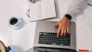 10 Ciri-Ciri Artikel Ilmiah yang Perlu Kamu Ketahui