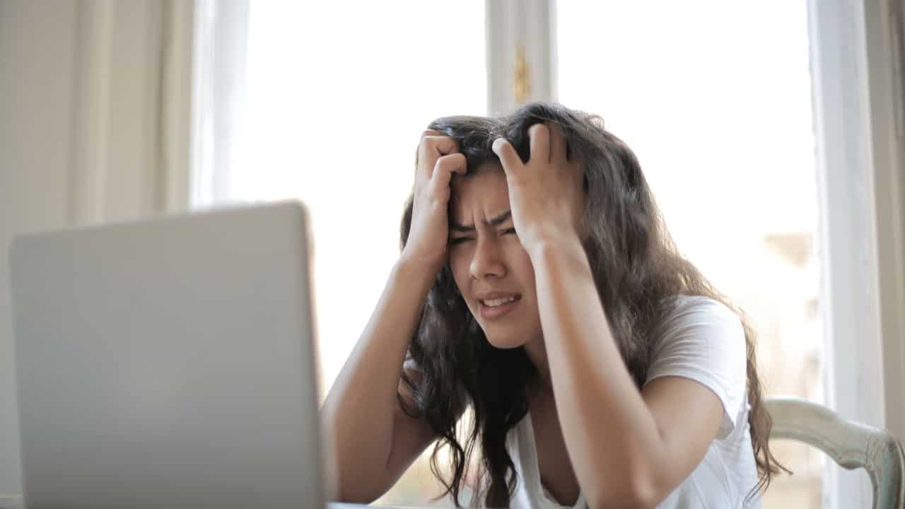 Manajemen Stres Ketika Mengerjakan Skripsi, yang Bisa Kamu Terapkan!