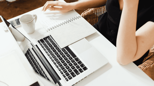 7 Tujuan Proses Editing Naskah dalam Penerbitan Buku