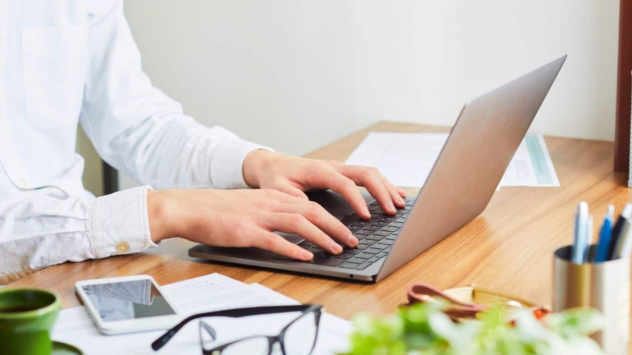 Langkah-langkah Menulis KTI (Karya Tulis ilmiah) dengan Baik dan Efektif