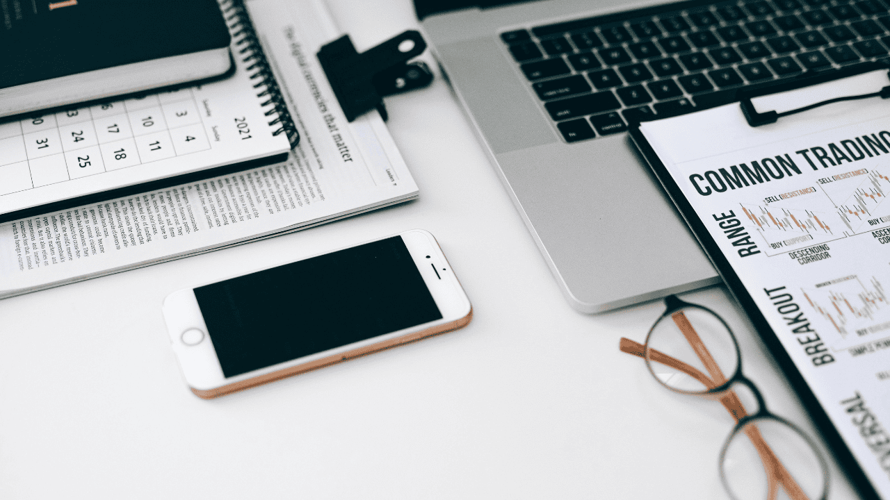 6 Tips Promosi Buku Lewat Media Sosial Agar Semakin Dikenal