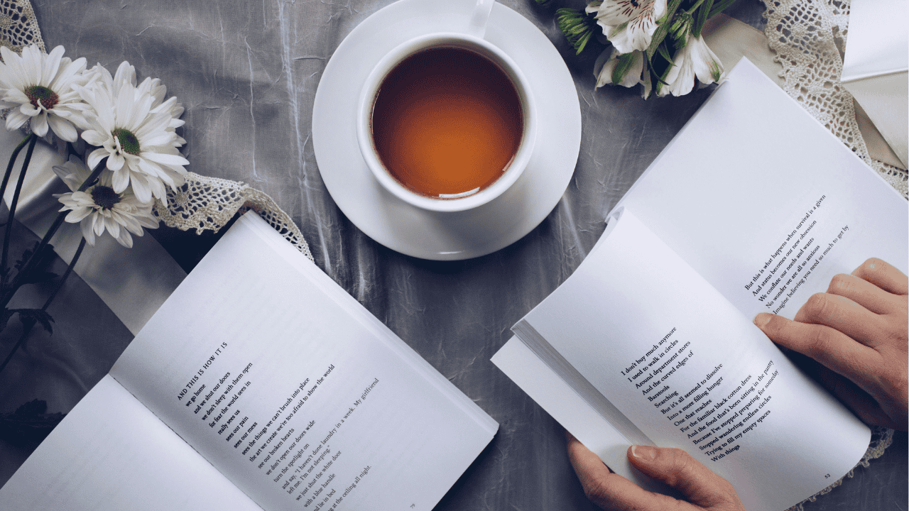 7 Langkah Menerbitkan Buku Kumpulan Puisi Melalui Penerbit