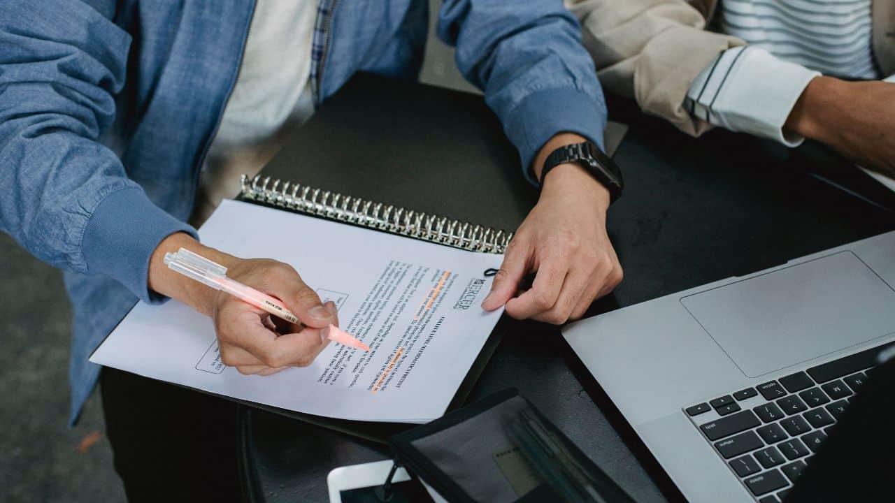 5 Alasan Mengapa Plagiarisme Harus Dihindari, Mahasiswa dan Dosen