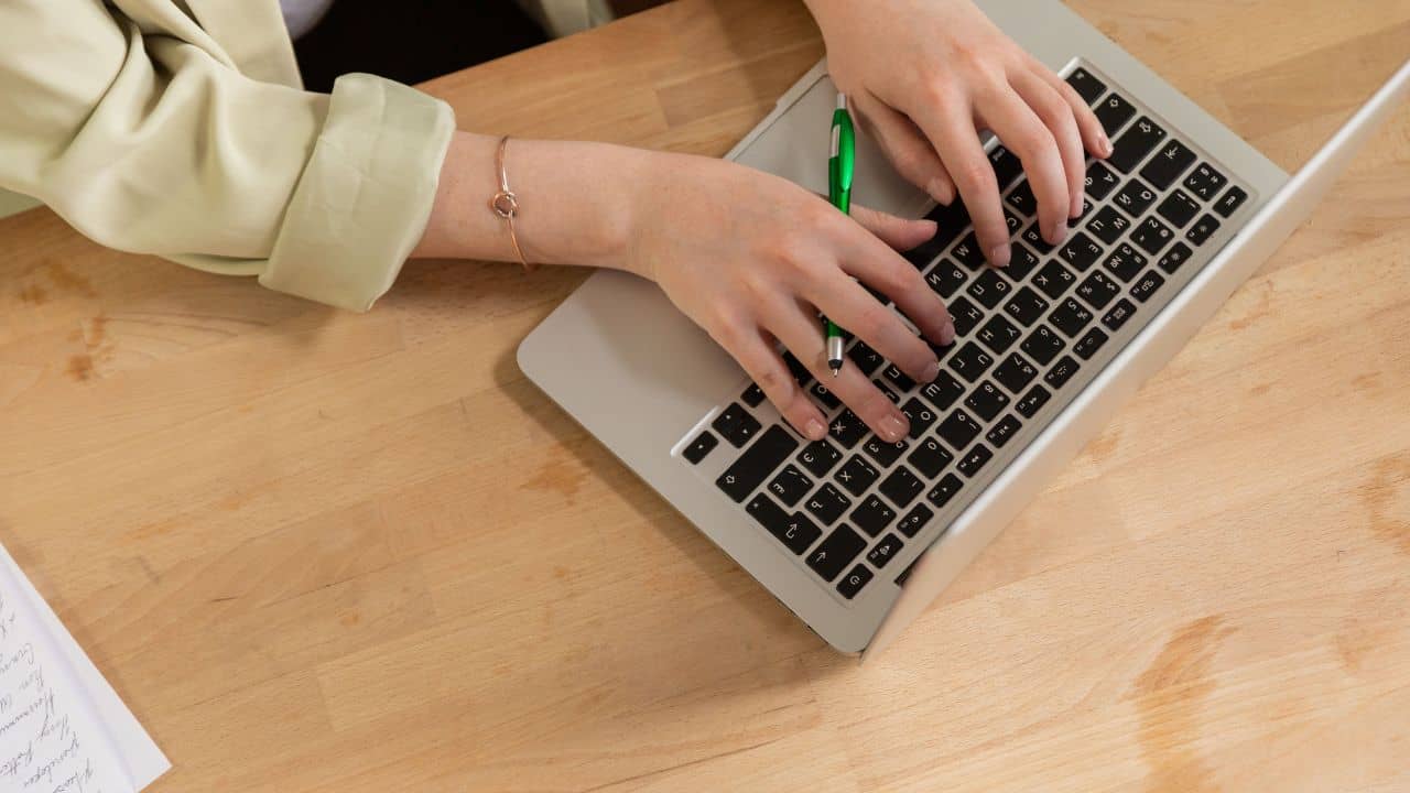 5 Alasan Mengapa Plagiarisme Harus Dihindari, Mahasiswa dan Dosen