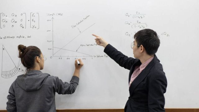 Apa Tujuan Kuliah? Simak 10 Alasan Pentingnya Kuliah yang Perlu Kamu Ketahui