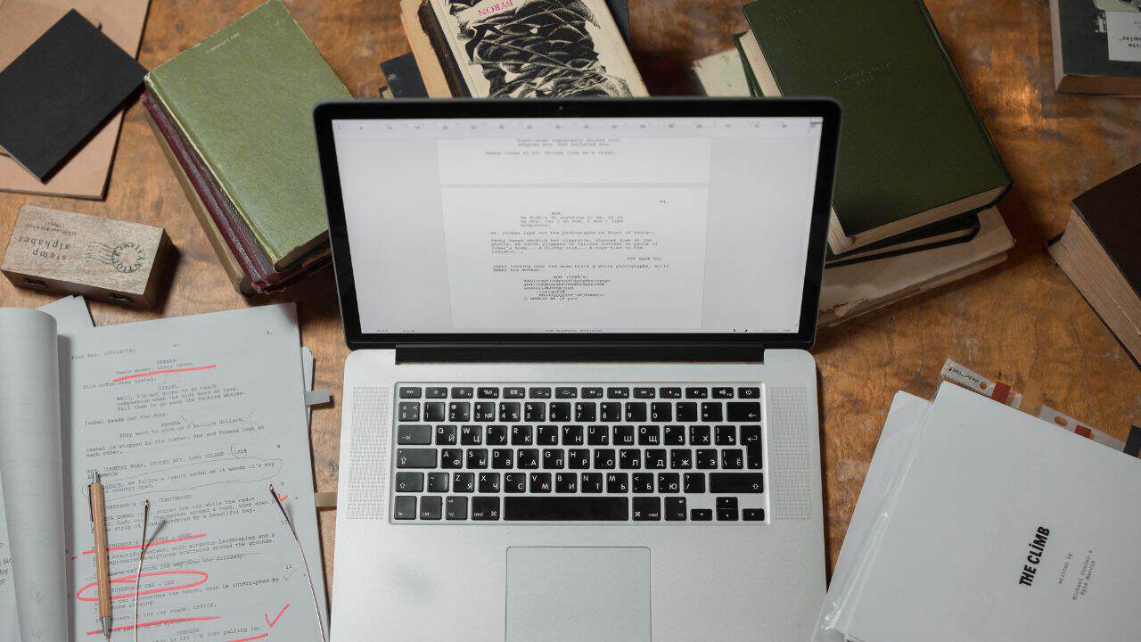3 Jenis Layanan Editing Buku di Jasa Editing Naskah Buku yang Perlu Penulis Pahami sebelum Menggunakan Jasa