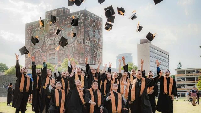 Mengenal Contoh Prestasi Akademik dan Non Akademik untuk Pelajar dan Mahasiswa