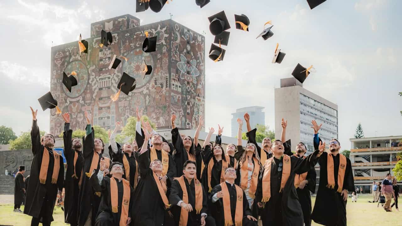 Mengenal Contoh Prestasi Akademik dan Non Akademik untuk Pelajar dan Mahasiswa